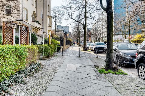 Beschreibung Kommen Sie und leben Sie vom ersten Tag an in Berlin mit dieser hellen Wohnung mit einem Schlafzimmer. Sie werden es lieben, nach Hause zu kommen, um diese durchdacht möblierte, wunderschön gestaltete und voll ausgestattete Charlottenbur...