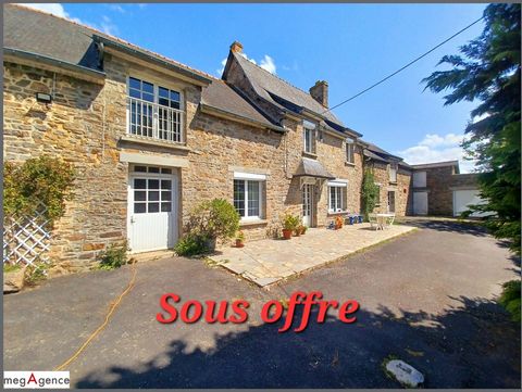 Bel ensemble immobilier en pierre avec maison d'habitation