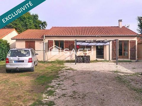 Maison plain-pied de 110 m2 sur terrain 1100 m2 avec 4 chambres.