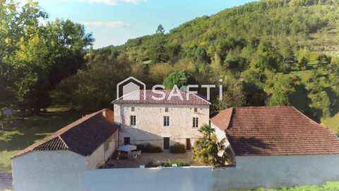 Charme d’antan, grand volume, potentiel pour activité artisanale ou mécanique