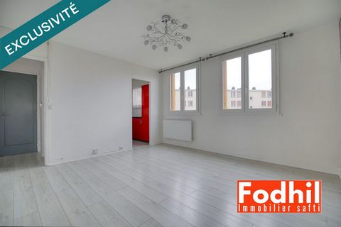 Châtenay-Malabry, Appartement 3 pièces de 49m², 2 chambres avec cave.
