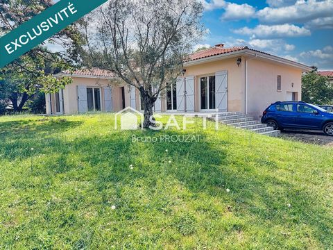 Maison de maçon, terrain arboré proche hippodrome