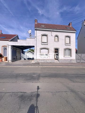 MAISON INDIVIDUELLE AVEC HANGAR