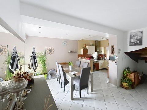 Maison de ville, confortable et conviviale aux portes de REDON