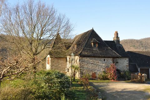 Propriété de charme: Maison XVII ième et grange reconvertie