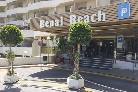 L'emplacement privilégié de BenalBeach dans l'un des plus beaux quartiers de Benalmádena en fait l'un des complexes touristiques les plus impressionnants de la Costa del Sol et d'Espagne pour que vous puissiez profiter de vacances intimes ou en famil...
