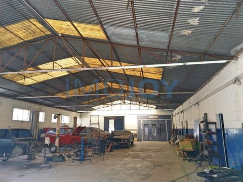 Warehouse in good general condition, duly licensed for the activity of the automotive industry. Automotive workshop equipped with paint kiln and auto elevators, equipment that can be included in the business. The warehouse has offices, pantry, bathro...