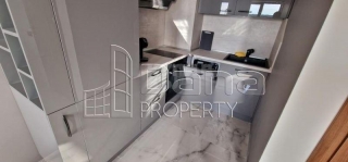 Brand new, furnished and equipped apartment, located in a premium\ngated complex in the city of Varna. The complex was completed and put\ninto operation in 2022. The apartment is located on the fourth,\npenultimate floor and has an extensive sea view...