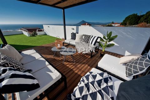 ID obiektu: ZMPT556264 400m od plaży Moledo, z panoramicznym widokiem na morze i wzgórze Santa Tecla, prezentujemy Casa da Légua, sygnowany przez architekta Rui Martinsa. Casa Da Légua, willa ze wspaniałym terenem zewnętrznym, boskim wnętrzem i unika...