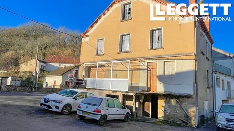 A11345 - Village house with mixed use to be entirely renovated, in the heart of Le Vigan. This very large house can carry your professional and family project: you have 4 floors of 100 m2 approximately, with on two floors, what was a private part wit...