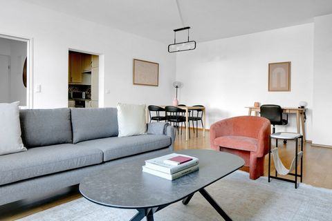 For stays longer than 1 month, we offer custom pricing. Please reach out for an exact quote! Discover the best of Vienna, with this two-bedroom 5th district - Margareten apartment with views over the city. It’ll be easy to simply show up and start li...