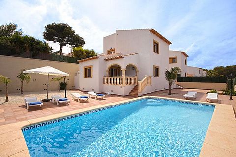 Classic and nice holiday home with private pool in Javea, on the Costa Blanca, Spain for 6 persons. The house is situated in a residential and mountainous beach area, at 3 km from La Granadella, Javea beach and at 10 km from Javea. The house has 3 be...