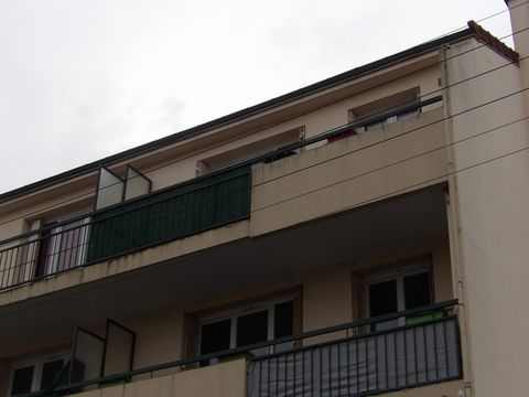 Dpt Allier (03), à vendre MONTLUCON appartement T4 de 63 m²