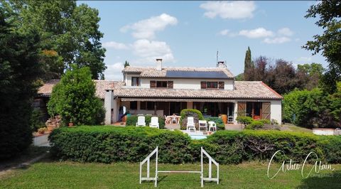 Dpt Haute Garonne (31), à vendre TOULOUSE maison P7 de 214 m² - Terrain de 3 100 m² environ