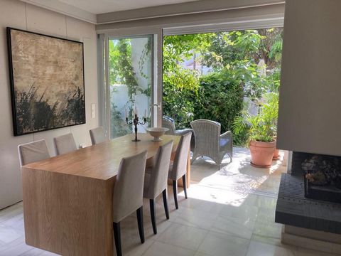 Located in Nueva Andalucía. Los Naranjos Golf is an urbanisation close to amenities golf, and with small commercial area, with ease access to Puerto Banus, Golden Mile, and Marbella, The property comprises three levels On the ground floor the kitchen...