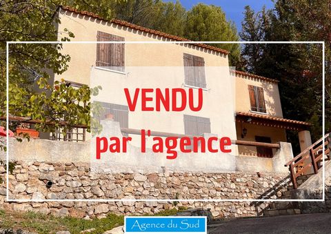LA DESTROUSSE - The Agence du Sud offers you a house of the 80's with a living area of 87m2 on 1000m2 of terraced land. In a dominant position and facing south, this house consists on the ground floor of a living room with independent kitchen and a t...
