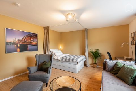 In unserem frisch saniertem 1-Zimmer Apartment mit komfortablem Boxspringbett (120x200cm) erleben Sie die Vorzüge in der Stadt zu wohnen mit Anbindung an den Wald zum durchatmen. Das Apartment ist perfekt für eine Person und funktioniert ebenso super...