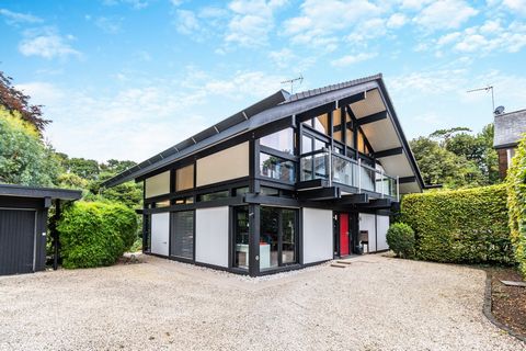 An exquisite example of German 'Huf Haus' architecture, known for its stunning, contemporary design, sustainable construction and true craftsmanship. Privately situated and built by the current owners and set in mature private gardens of approximatel...