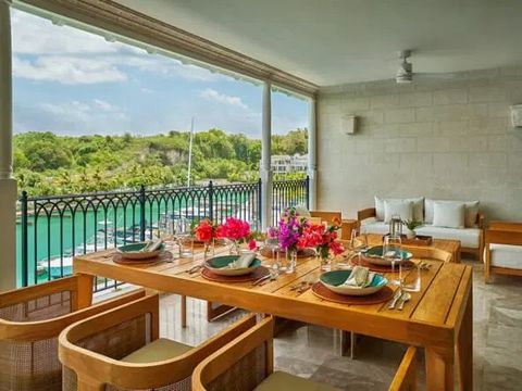 Willkommen in Pendry Barbados. Diese markanten, voll möblierten Villen mit drei Schlafzimmern und drei Bädern befinden sich in den Pendry Residences, in einem Strandresort und einer Marina-Enklave, mit einem exquisiten Meerblick nach Westen auf das k...