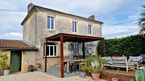 This property enjoys a prime location, just a short drive from a picturesque village and only five minutes away from the vibrant market town of Langon, where you'll find an array of bars, restaurants, shops and a local market. The Bordeaux-Toulouse m...