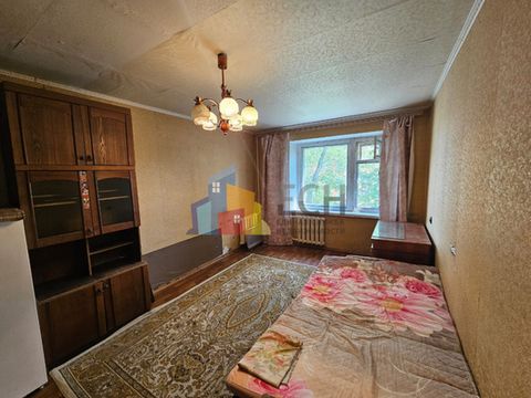 Номер в базе: 49654. В продаже комната, всего в квартире комнат 4, по адресу 300034, обл. Тульская, г. Тула, ул. Вересаева, д. 18, Советский район. Комната расположена на 4 этаже, всего этажей - 5, дом - кирпичный. Площадь комнаты 16.7 кв. м. Отделка...