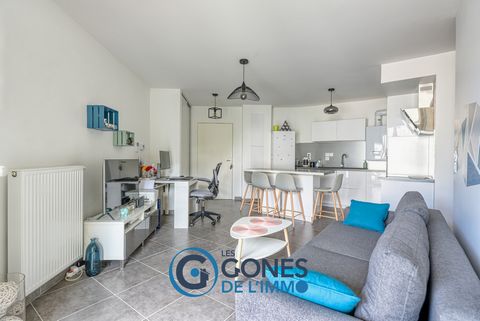 HYPER CENTRE DE FRANCHEVILLE LE HAUT - T2 RECENT + TERRASSE + BOX FERME. NOUVEAUTE- T2 de 44,89m2 - Venez découvrir ce bel appartement idéalement situé dans le village de Francheville-le-haut et dans une résidence de 2020. Il se compose comme suit : ...