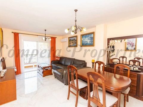 This spacious and beautifully maintained apartment is perfectly located less than a minute’s walk from the main square of the charming town of Torrox, offering easy access to local amenities, restaurants, and bars while nestled within a tranquil urba...