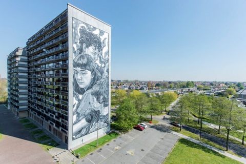 Cet appartement de 2 chambres récemment construit est situé au 2ème étage de la tour Residentie Ensor II, l'un des prestigieux immeubles de la tour du quartier d'Oosteroever. L'appartement dispose d'une terrasse spacieuse, meublée de meubles de salon...