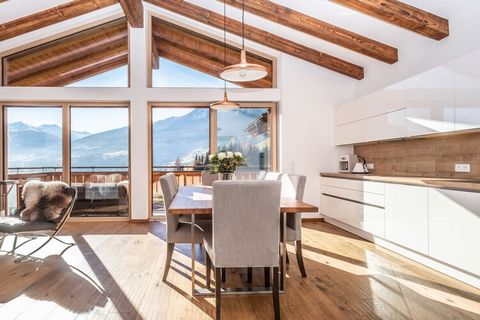 Notre bel appartement chalet se trouve dans un endroit calme, orienté au sud, dans la vallée de Gastein.