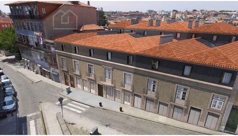 Apartment T0 +T0, to buy in the historic area of Porto, next to Sé. Marquesa Palace - The historic city of Porto is one of the oldest cities in Europe. This exciting and vibrant city has emerged in Europe as one of the main tourist destinations due t...