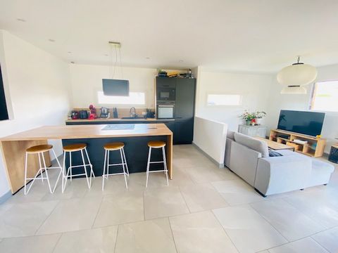 MAISON NEUVE PLAIN PIED VILLEREST 42300 A VENDRE