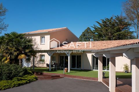 Maison spacieuse et conviviale avec piscine