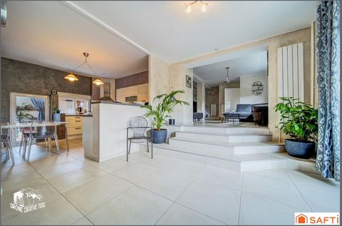 Fey, Maison de 221m2 pleine de charme