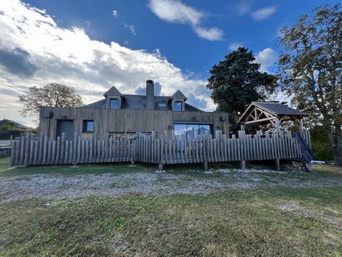 Ensemble immobilier en pierre avec beaucoup de cachet !