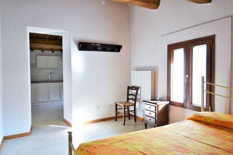 This rustic Italian holiday home with comfortable interiors is located in a region where you can completely relax. This place is ideal for couples and hiking enthusiasts. Fornovolasco is located in the Italian municipality of Vergemoli, in a region t...
