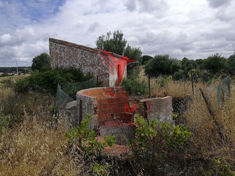 The land with ruin, and CONSTRUCTION CERTIFICATE BEFORE 1951, is located in Barão de São João. It consists of: -1 plot of arable culture (Figueiras) of an area of 5187m2; -1 plot of arable culture (Figueiras) of an area of 1120m2 -1 rural constructio...