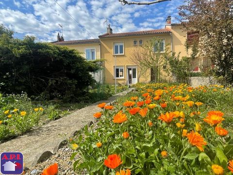 T4 HOUSE WITH GARDEN Nothing to plan for this 4 bedroom terraced house on a plot of approximately 250m² located in Villeneuve d'Olmes. It consists on the ground floor of an entrance, a dining room and a kitchen as well as a 15.7m² garage! On the firs...