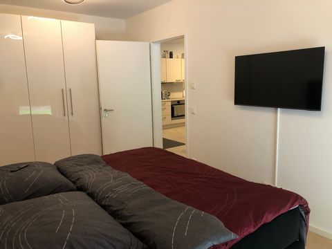 Modern 3-room apartment with a terrace - 70 sqm, barrier-free on the ground floor. The apartment has high-quality furnishings and a fully equipped kitchenette. Two bedrooms, a large living/dining area, a bathroom, a storage room and a terrace. All ro...