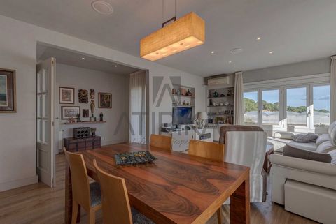 343sq m bright house fully refurbished and with two terraces in ‘Cabrils’. Sunny living-dining room, independent kitchen (with glass ceramic hob, oven and wood-burning oven), 6 bedrooms (1 suite with access to a terrace, 4 double bedrooms and 1 singl...