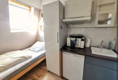 Experience the tranquility of your stay in a bright Parisian studio situated in a charming neighborhood, conveniently close to bakeries, grocery stores, and restaurants. The studio, just 6 minutes from central station Paris St Lazare, features a mini...