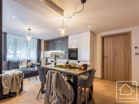 Must-see apartment located in Montriond, just a few minutes from Morzine. Renovated in 2017, this approximately 70m2 apartment with 3 bedrooms and 2 shower rooms offers a comfortable and convenient living space for a primary residence or for family h...
