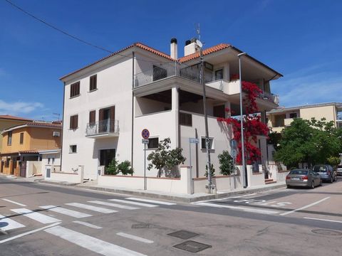 Olbia city Crossroad of the busy Viale Aldo Moro. The studio property, which is part of a private building without a condominium, is in excellent condition and is free upon deed. Its total surface area is 90 square metres, of which 85 are walkable, d...