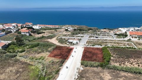 Fantastic land, with 2 lots measuring 2440m², in an excellent location with guaranteed sea views, and just 3 minutes from Porto das Barcas beach. Inserted in a new urbanization with a premium area. An ideal place for those who appreciate tranquility ...