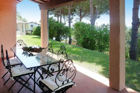 Elegant, well-kept villa in country house style, quietly located, surrounded by trees and plants on a natural terraced plot. At the communal swimming pool you can enjoy fantastic views of the medieval town of Rio Nell'elba, in the wild and romantic n...