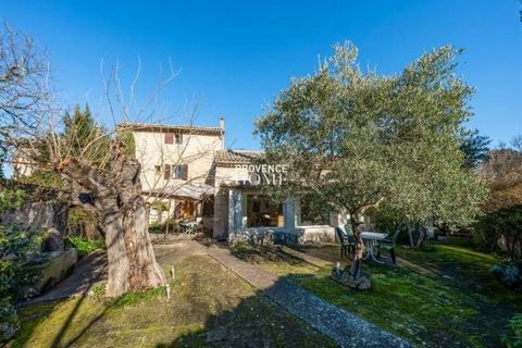 Provence Home, the real estate agency of Luberon, is offering for sale an 18th-century stone village house, with a living area of approximately 240 square meters, combining historic charm and immediate proximity to all amenities. OUTDOORS OF THE HOUS...