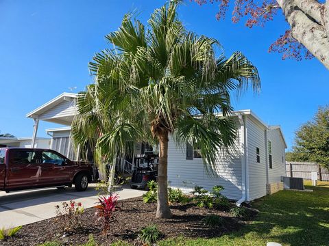 THIS 2003 PALM HARBOR HAS BEEN BEAUTIFULLY RENOVATED IN 2021 You will see striking granite countertops and bath vanities The kitchen island presents a granite waterfall. The kitchen appliances were newly installed in 2021 and are stainless steel SMAR...