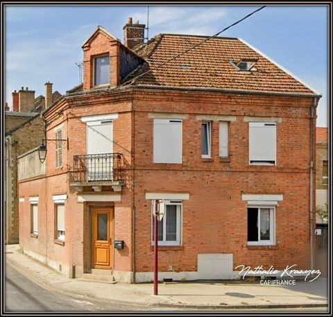 Dpt Ardennes (08), à vendre ATTIGNY maison P6 de 127 m² - Terrain de 143,00 m²