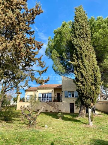 Dpt Gard (30), à vendre proche d'Uzès maison P4 de 104 m² - Terrain de 2 200,00 m²