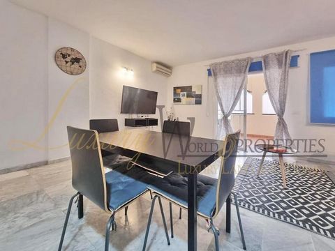 Luxury World Properties is pleased to offer a cozy apartment in Los Cristianos, within the complex Dinastia. This ground-floor apartment features a living area of 67 m2 and is comprised of a comfortable living-dining room, an open-concept kitchen, a ...