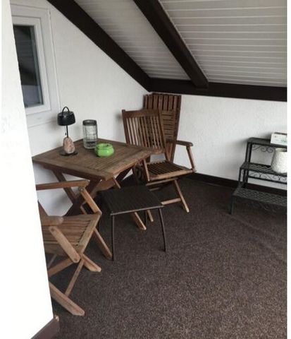 Our apartment is an attic apartment that moves your cozy flair through the sloping ceilings .. All rooms are bright, friendly and modern. From the living room you get directly to the large roof terrace, where the evening sun can be enjoyed. The cover...